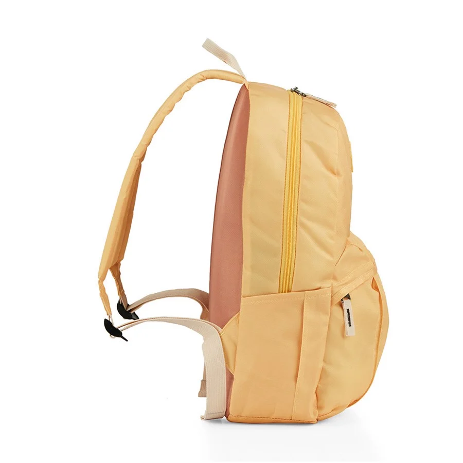 vang_balo_5_b1e248830ab54e549169ea78bbb32660_master