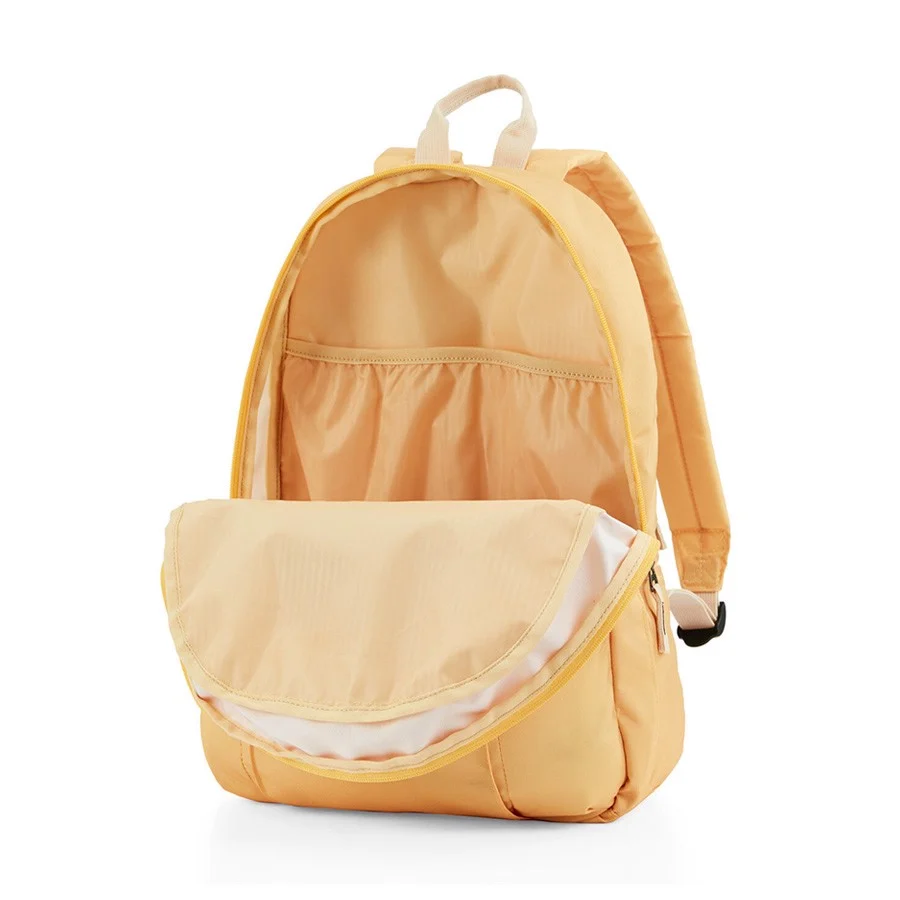 vang_balo_6_cc670f9458fd4c3a98d567caa48ee849_master